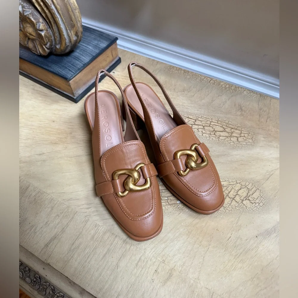 AEROSOLES Women's Brown Loafers with Gold Chain Detail - Picture 3 of 13